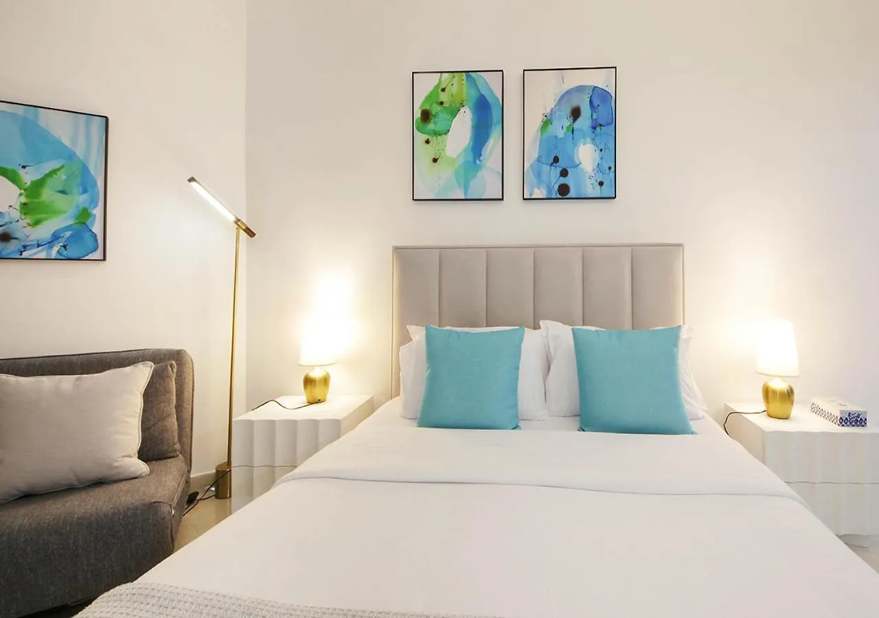 Breathtaking Views High Floor Near Metro Station Apartment Dubai